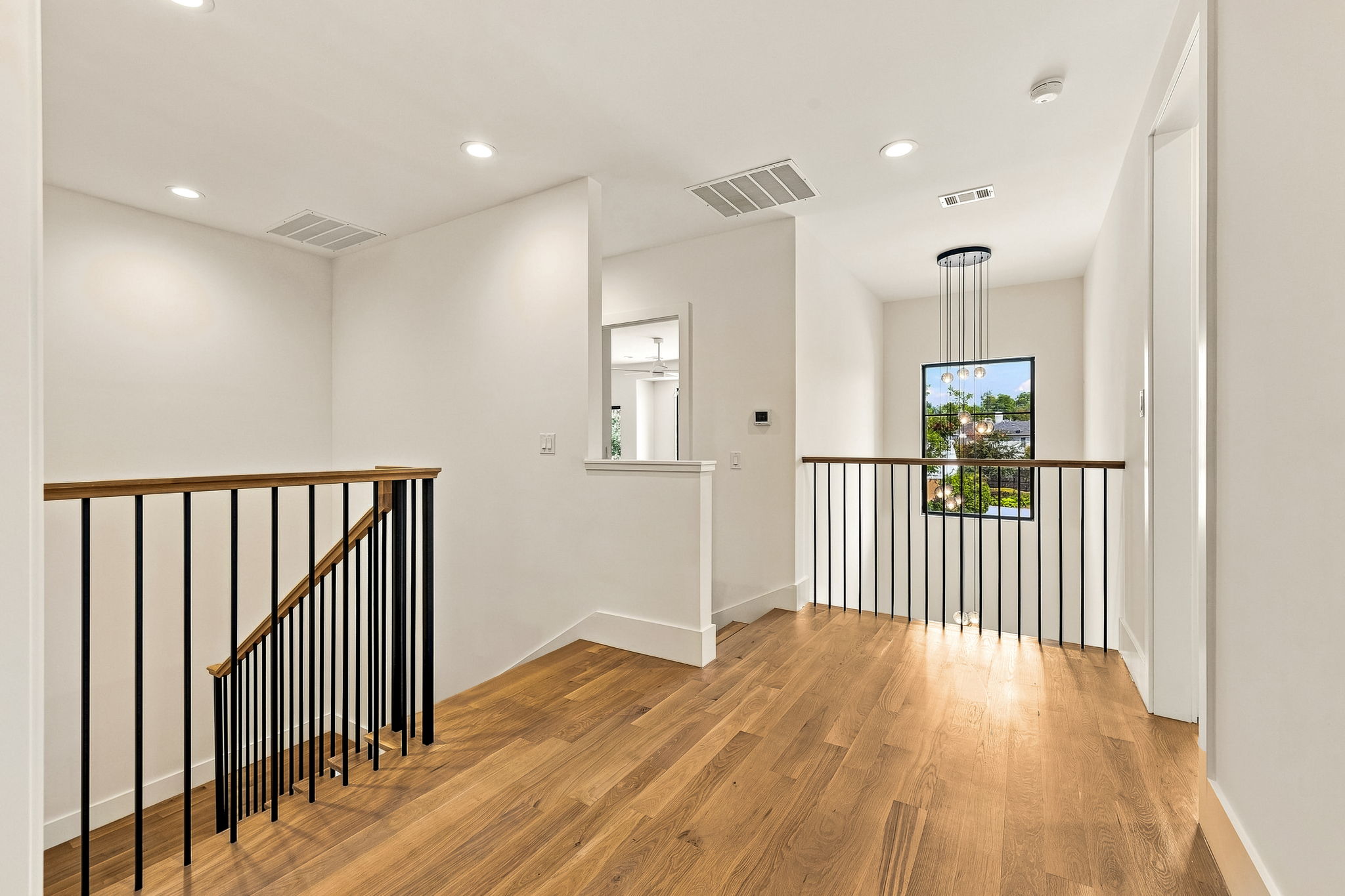 7407 Robin Road - Upstairs Landing
