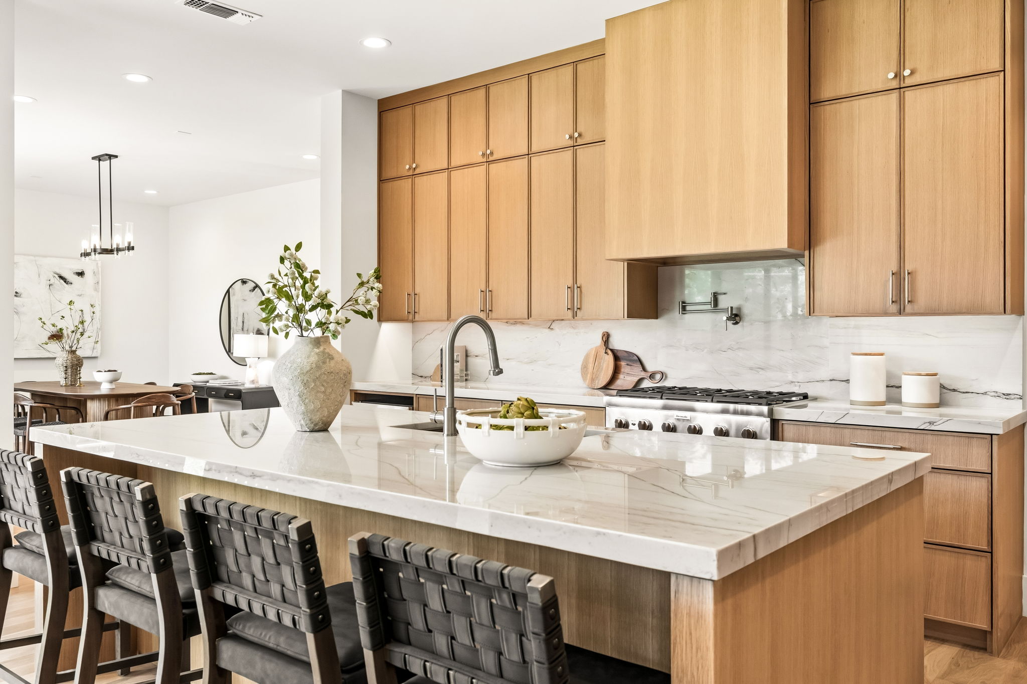 7714 Morton Street - Kitchen