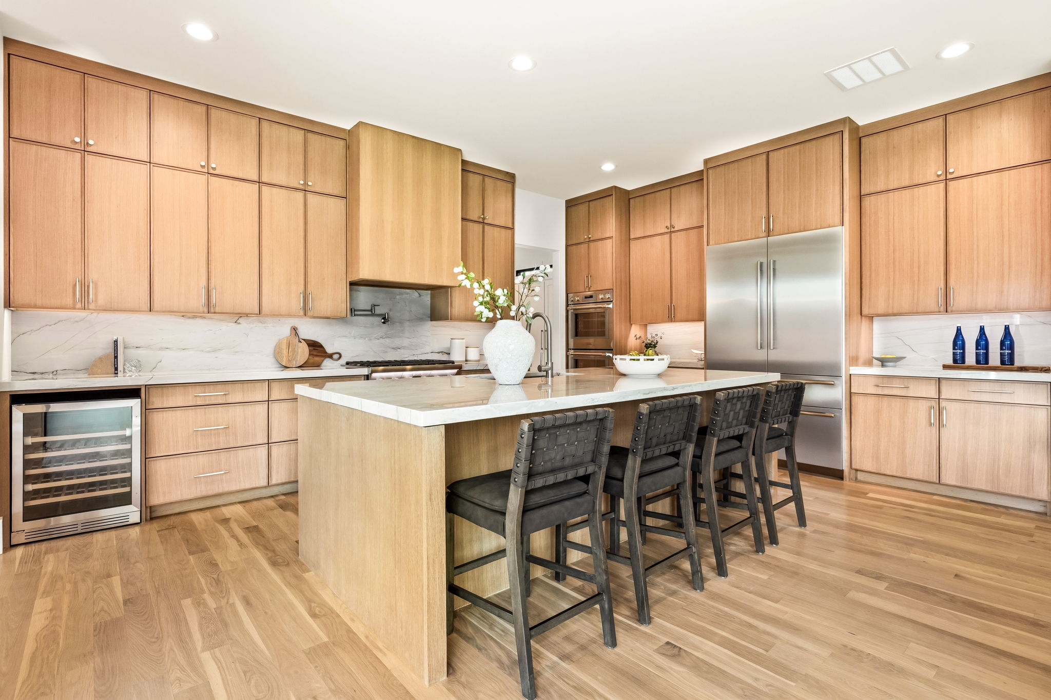7714 Morton Street - Chef's Kitchen
